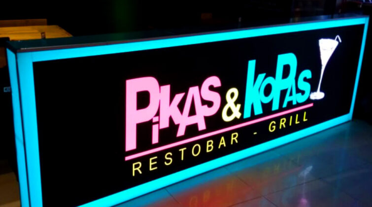 caja luminosa pikas y kopas 3